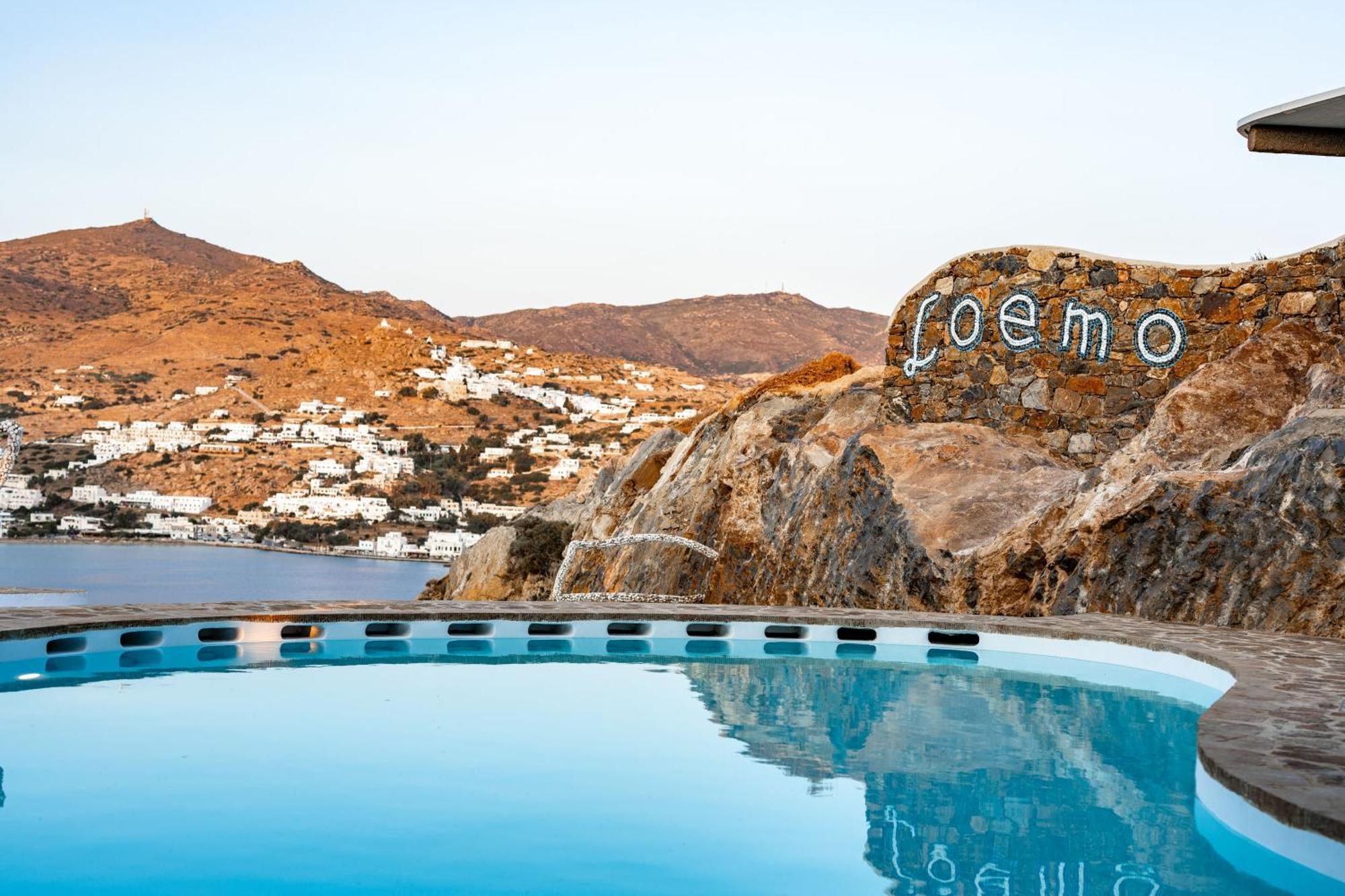 Agalia Luxury Suites Koumpara Extérieur photo