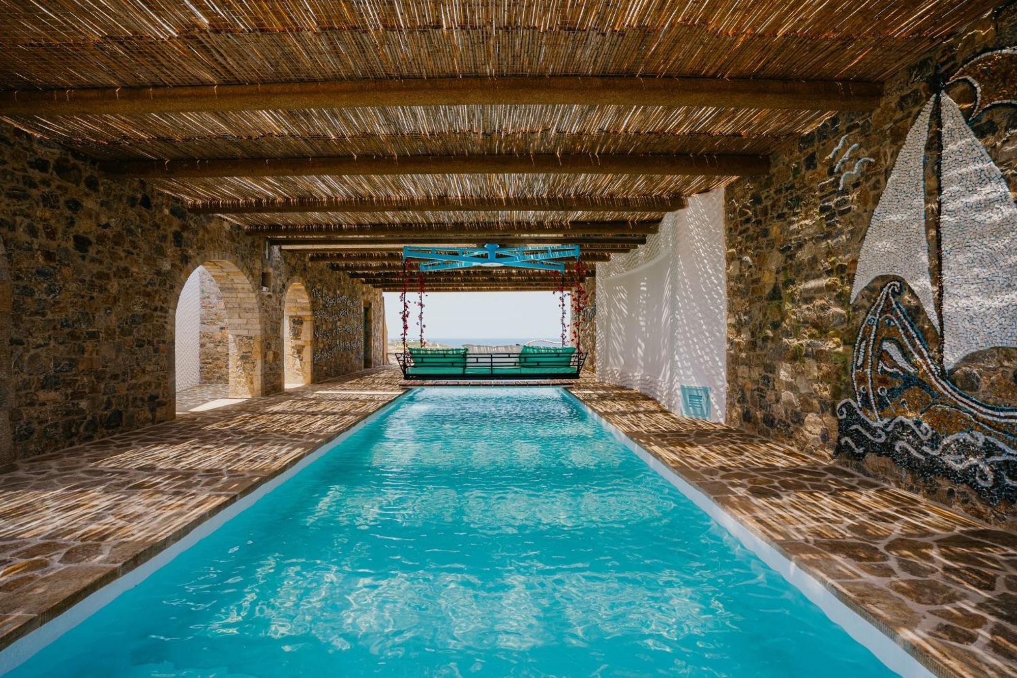 Agalia Luxury Suites Koumpara Extérieur photo