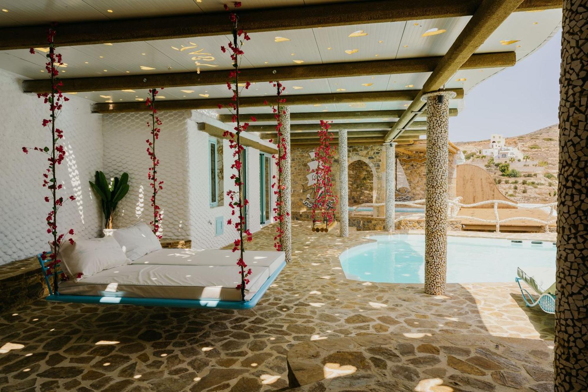 Agalia Luxury Suites Koumpara Extérieur photo