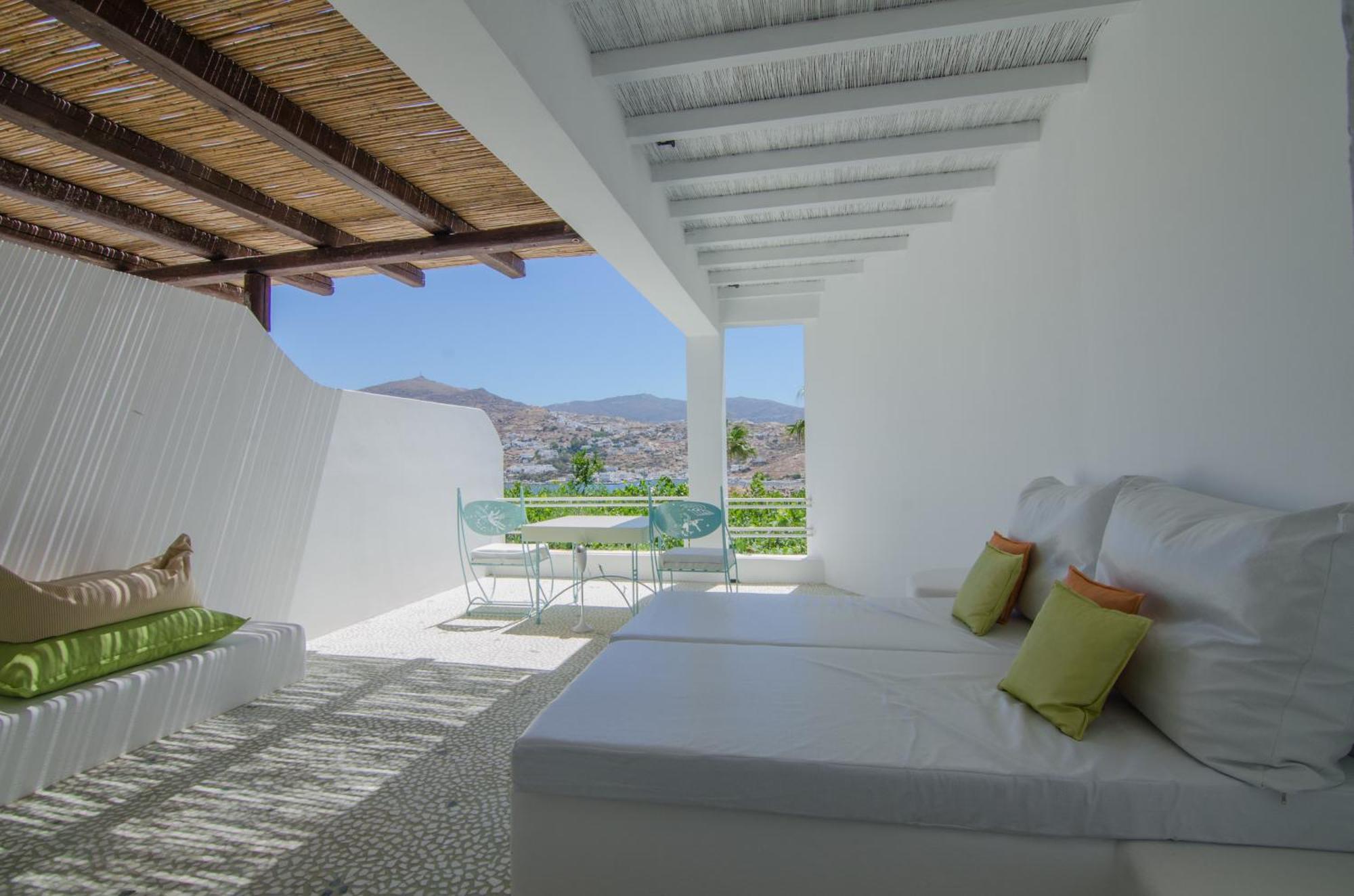 Agalia Luxury Suites Koumpara Chambre photo